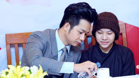 Cô bé hát Trịnh ca tái xuất