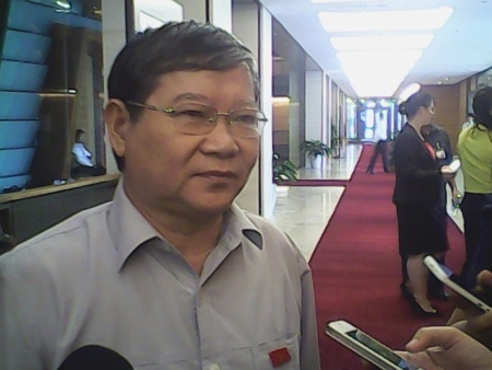 Người thường còn phải quản lý nữa là lãnh đạo về hưu