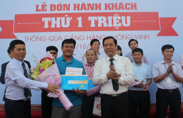 Cảng hàng không Vinh đón hành khách thứ 1 triệu