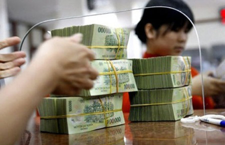 Top 10 và sự ưu ái của ngân hàng nhà nước?