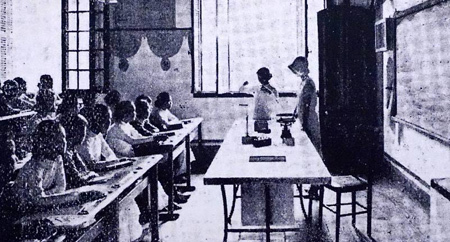 Từ yến tiệc tân khoa đến nữ sinh Đồng Khánh