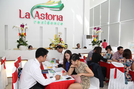 Ra mắt nhà mẫu, La Astoria hút 200 khách đặt mua
