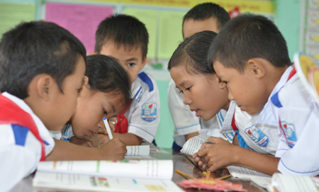 Phát động cuộc thi viết về trường học mới