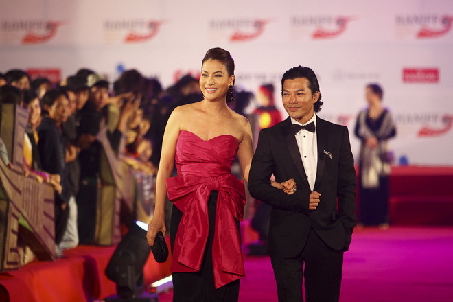 Trần Bảo Sơn chạm mặt Trương Ngọc Ánh ở Hà Nội