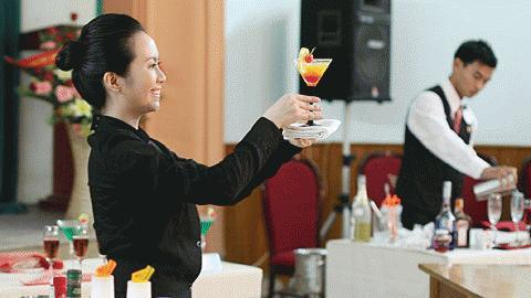 Chuyện không lạ ở VN: Năng lực giỏi thua bằng cấp