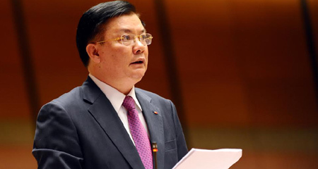 2015-2016: Áp lực trả nợ lớn