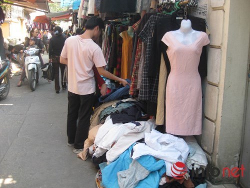 Bị giang mai, sùi mào gà từ quần áo si đa?