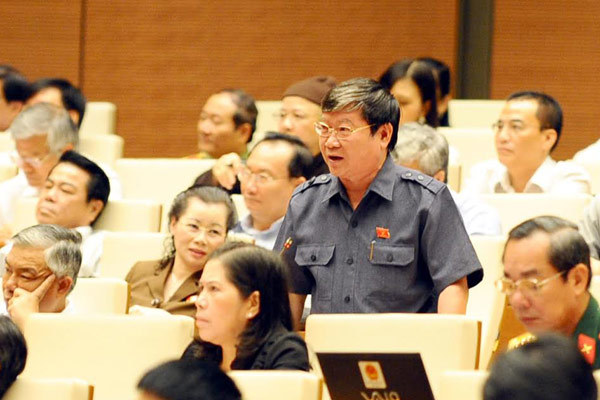 Nhà công vụ thành ‘tư vụ’: Tội tham nhũng mới?