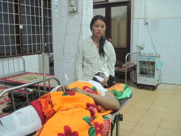 Chế thuốc súng phát nổ, 4 người nguy kịch