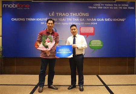 Thuê bao MobiFone may mắn nhận quà ‘khủng’
