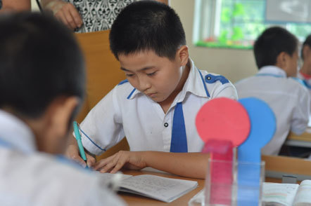 Nhận xét thay chấm điểm còn nhiều bất cập