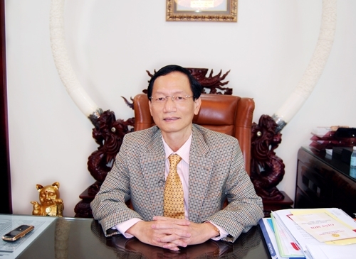 Vũ Văn Tiền Geleximco: Đại gia nghìn tỷ đi xe Yaris