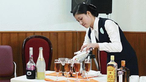 Tranh luận hai bộ quản dạy nghề