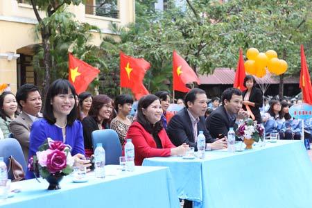 Dược phẩm Tâm Bình cùng học sinh vượt khó