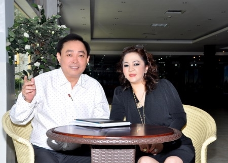Tuổi U60, hạnh phúc nở hoa của Dũng lò vôi