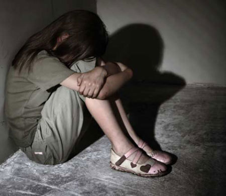 Dụ thiếu nữ vào nhà nghỉ, cho dùng ma túy rồi giở trò đồi bại