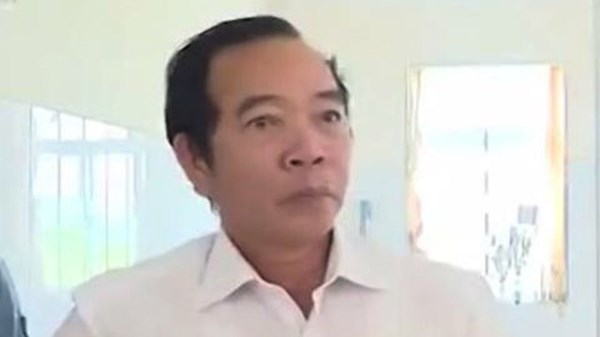 Giáng chức Giám đốc bệnh viện vì... say rượu