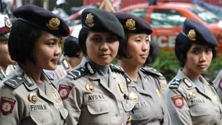 Indonesia kiểm tra trinh tiết tân binh cảnh sát
