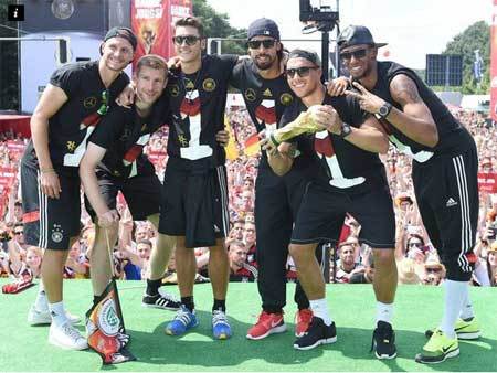 Vì sao Đức vượt Mỹ thành nước được yêu thích nhất?