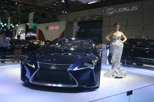 Ấn tượng với LEXUS tại Vietnam Motor Show 2014