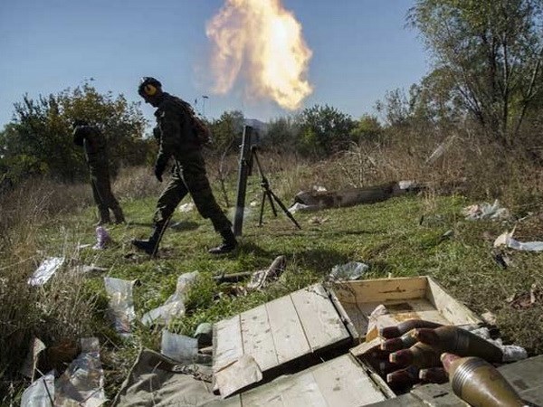Thế giới 24h: Ukraina lại tố Nga pháo kích