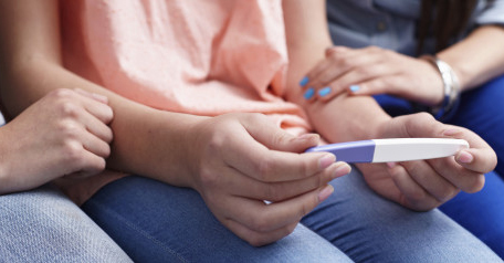 Tình dục tuổi teen: Góc khuất của nữ sinh làm mẹ ở tuổi 14