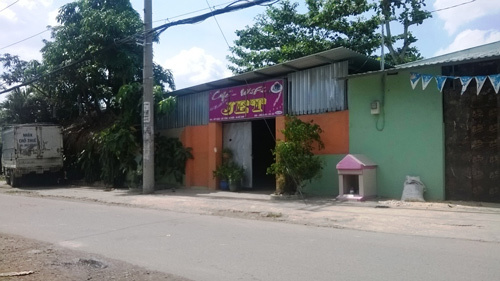 Can hỗn chiến trong quán, trung sĩ công an bị đánh chết