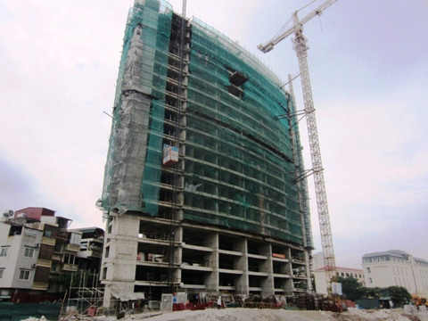 Xây cao ốc 17 tầng không cần giấy phép?