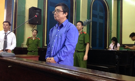 Giả sếp lớn hàng không lừa tiền tỉ người xin việc ở sân bay