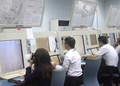 40% nhân viên không lưu thiếu chuẩn và những vụ lừa chạy việc sân bay