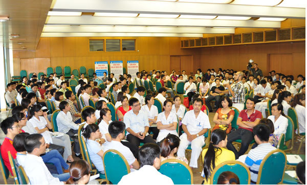 Những chia sẻ khiến bạn sửng sốt về văn hóa ứng xử trong bệnh viện