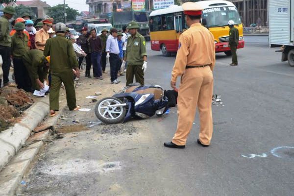 Hơn 8.000 người tử vong vì TNGT trong 11 tháng
