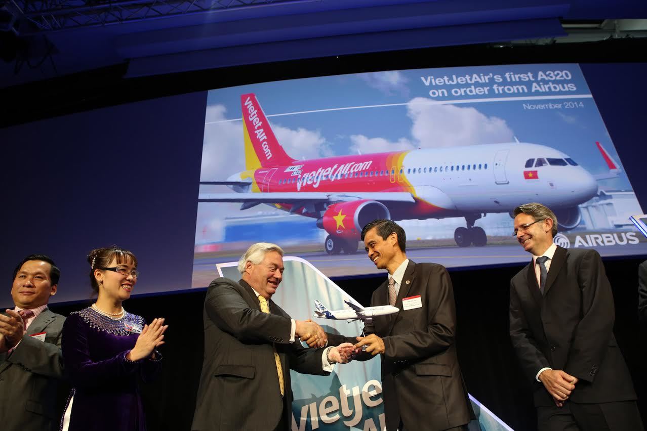 Vietjet nhận máy bay Airbus A320 đầu tiên
