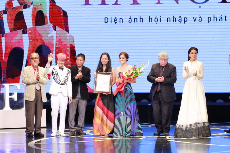 Phim cấm trẻ em giành giải giám khảo tại LHP quốc tế HN