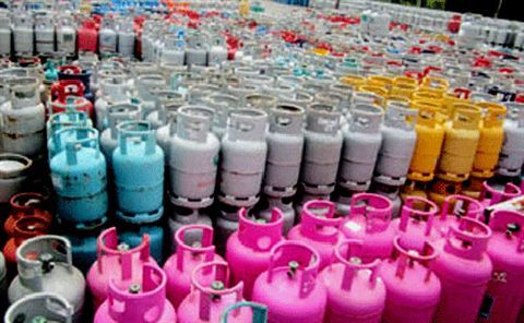 Gas giảm giá 13 ngàn đồng/bình