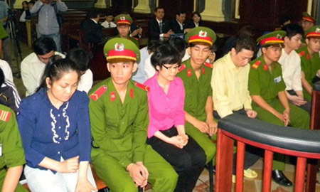 Huyền Như kháng cáo xin trả nhà trị giá 43 tỷ