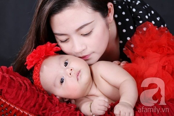 Công cuộc giảm 13kg sau 1 tháng sinh con của mẹ bầu “không ăn gì cũng béo”