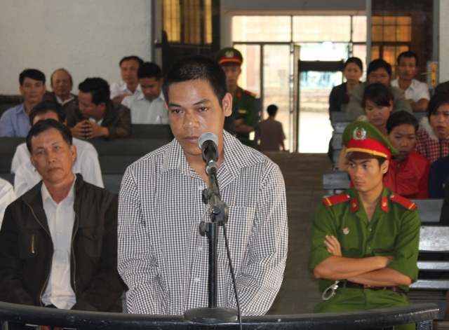 Chém chết chị gái vì 10.000 đồng, lãnh án chung thân