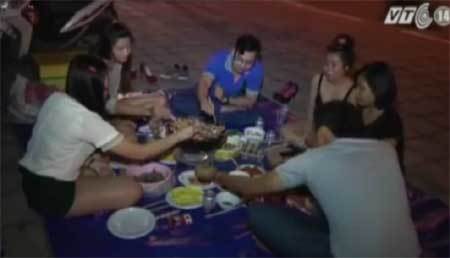 Thú chơi mới lúc giữa đêm của giới trẻ TP.HCM