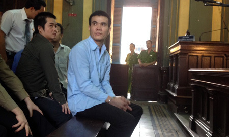 Tan nát gia đình sau lần hẹn hò của vợ và nhân tình