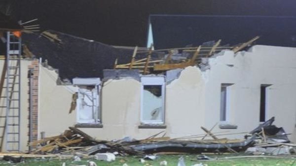 Chiến đấu cơ đâm nát trại tật nguyền ở Pháp