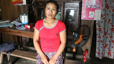 Người đàn bà mang số khổ: chồng mất nuôi 3 con thơ