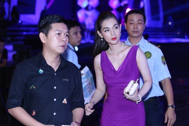 Những sao Việt yêu và sát cánh đại gia kể cả lúc khốn khó