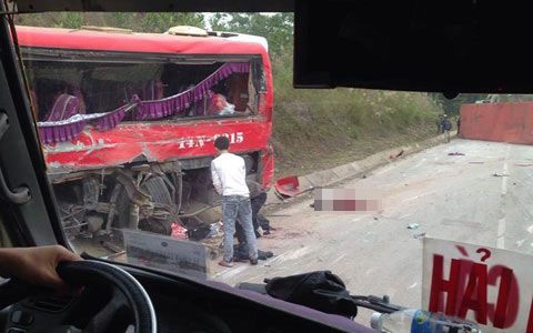 Tai nạn kinh hoàng ở Móng Cái, 6 người chết