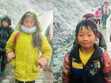 Học sinh tiểu học đóng băng vì cái rét -5độ C khi tới trường