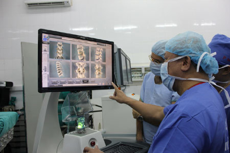 Lạm dụng thuốc giảm đau, khớp ngày càng ‘xuống cấp’