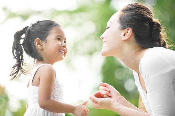 Những dấu hiệu bố mẹ đang làm hư con