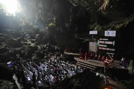 Quảng Ninh: Hòa nhạc đặc biệt trong hang Đầu Gỗ
