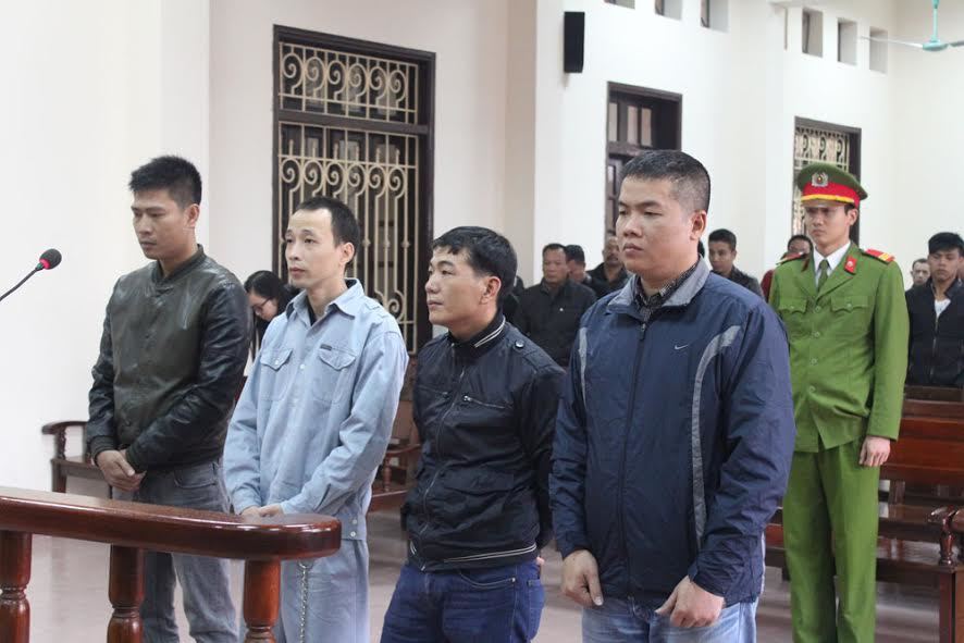 Giang hồ đất Cảng xả súng sau tiệc khai trương