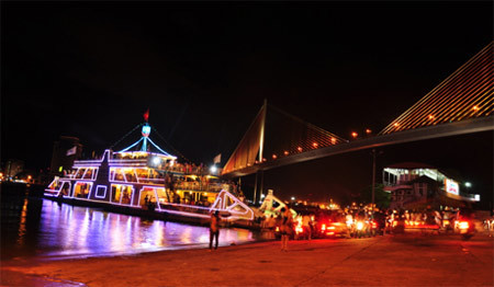 Phà Bãi Cháy chạy thử nghiệm 12 ngày